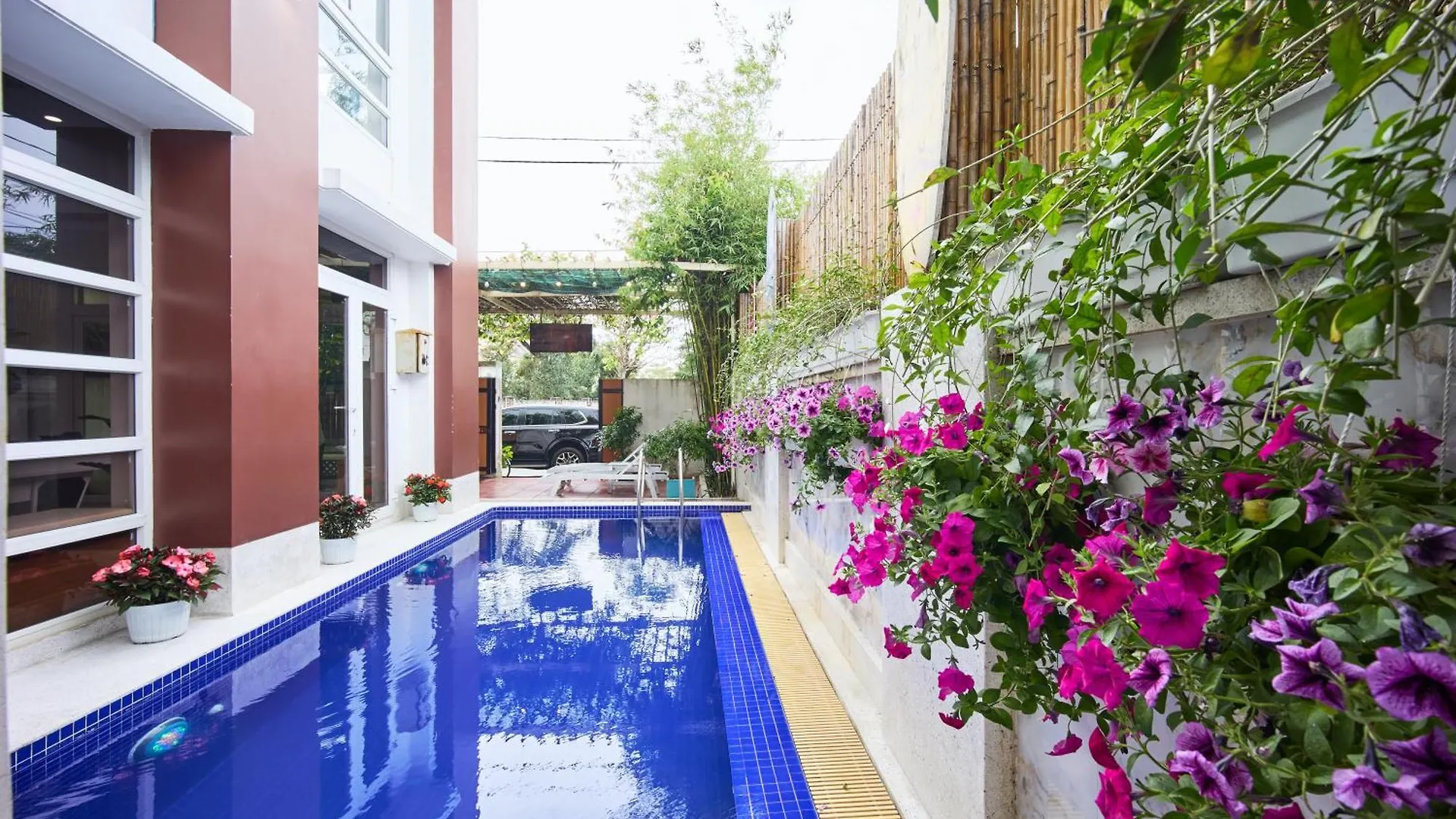 Nelly Villa Hoi An